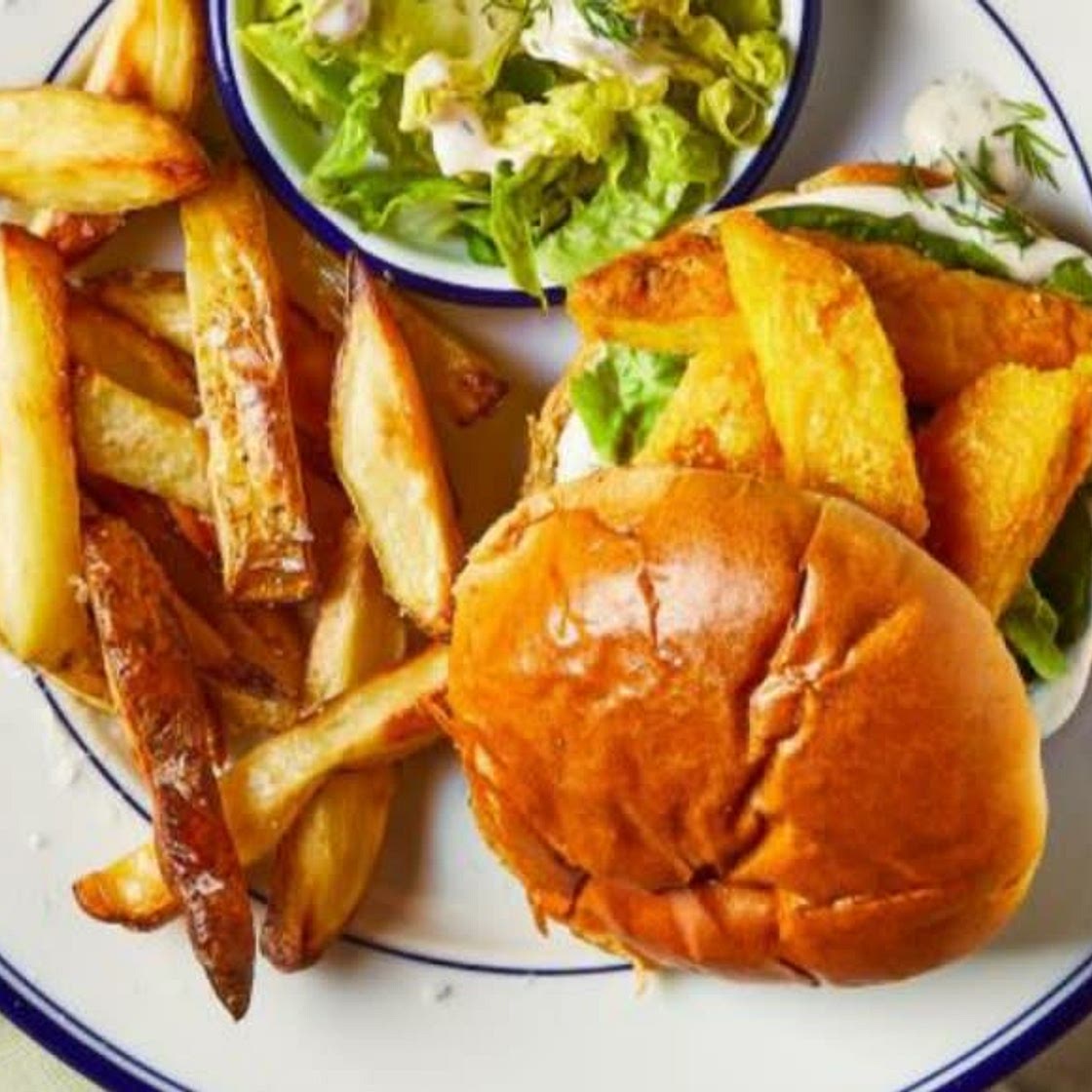 Posh Fishfinger Sandwich, Crunchy Gem & Dill Mayo