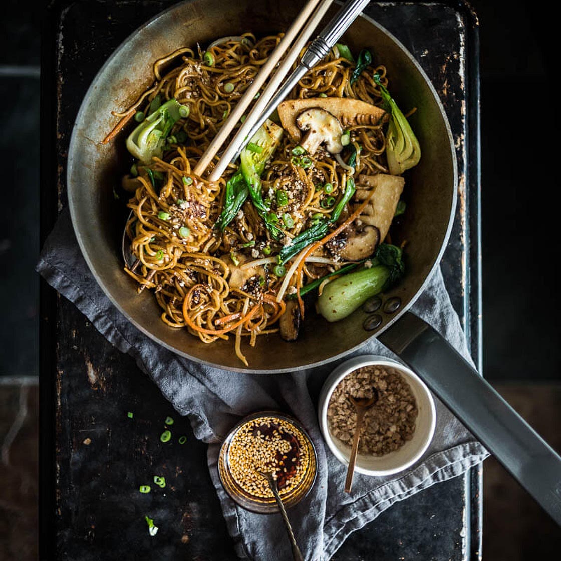 Vegetarian Chow Mein (素菜炒面)