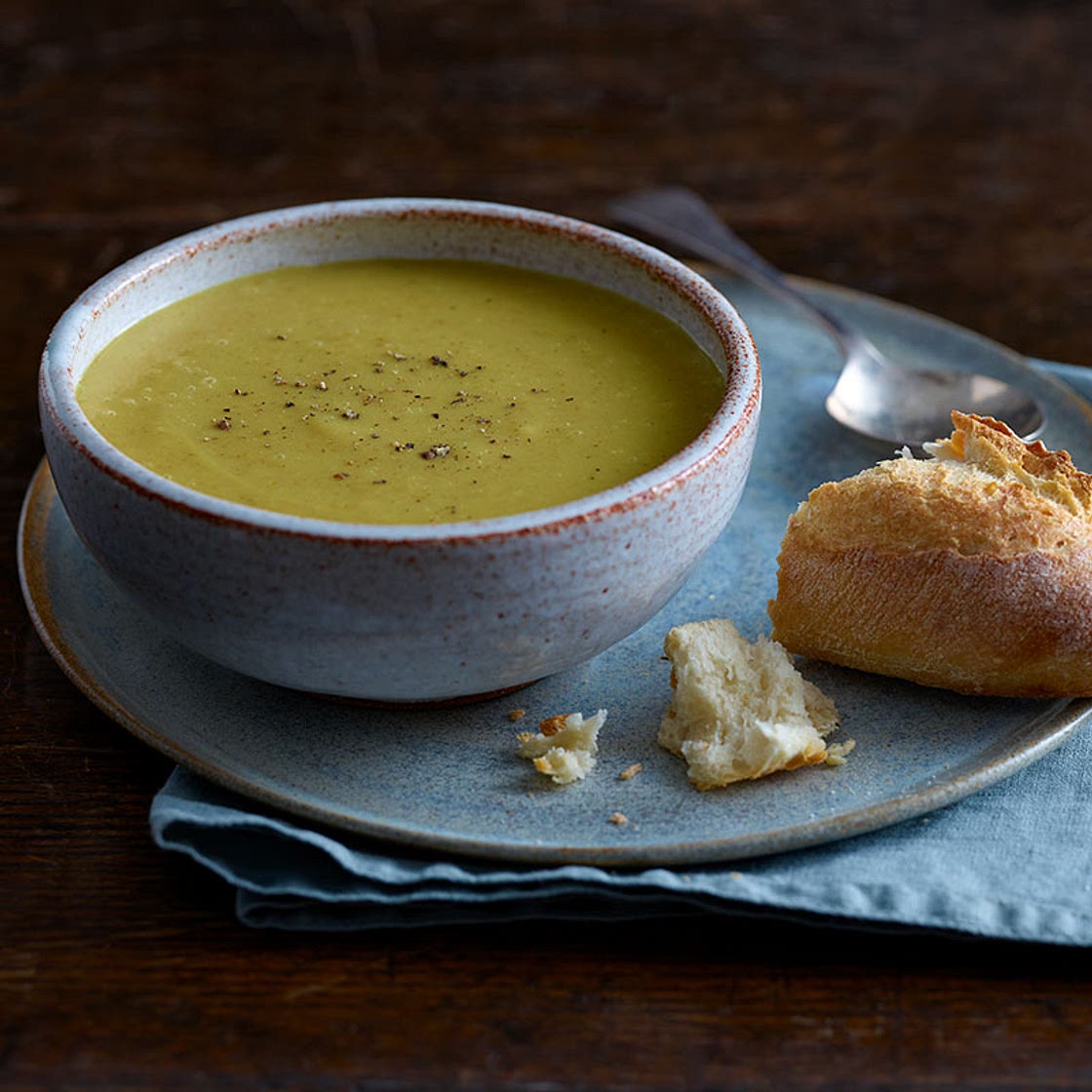 Curried parsnip soup