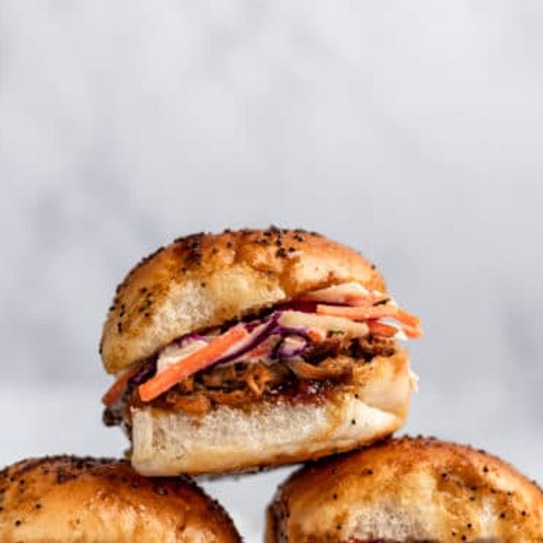 Easy Pulled Pork Sliders