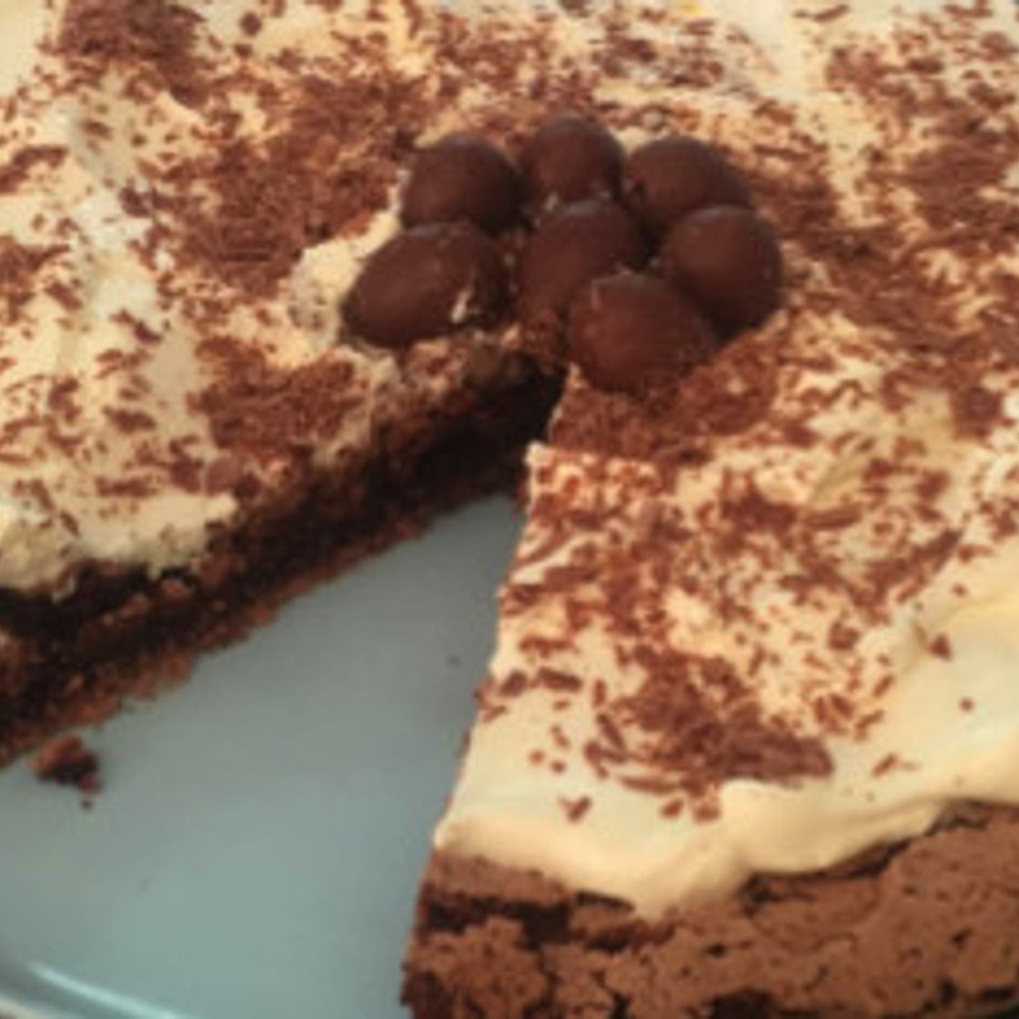 Chocolate Pavlova