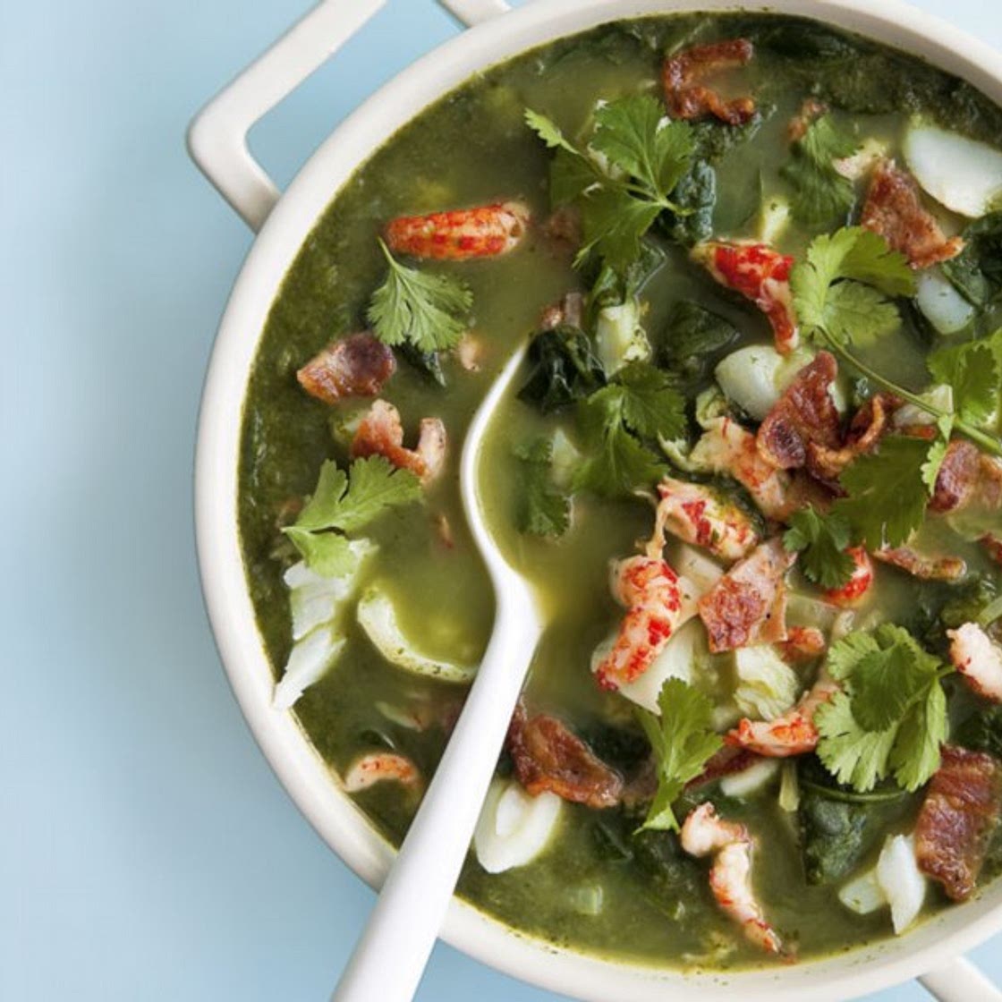 Recipe: Seafood bowl with bacon, spinach and coriander
