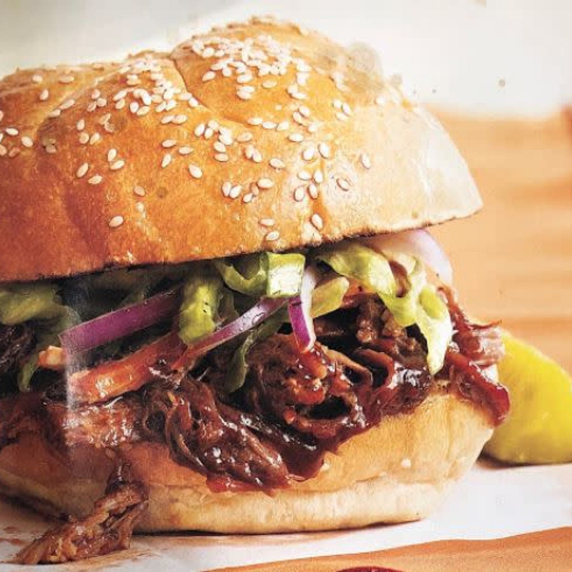 Slow Cooker Pulled Pork Sandwich