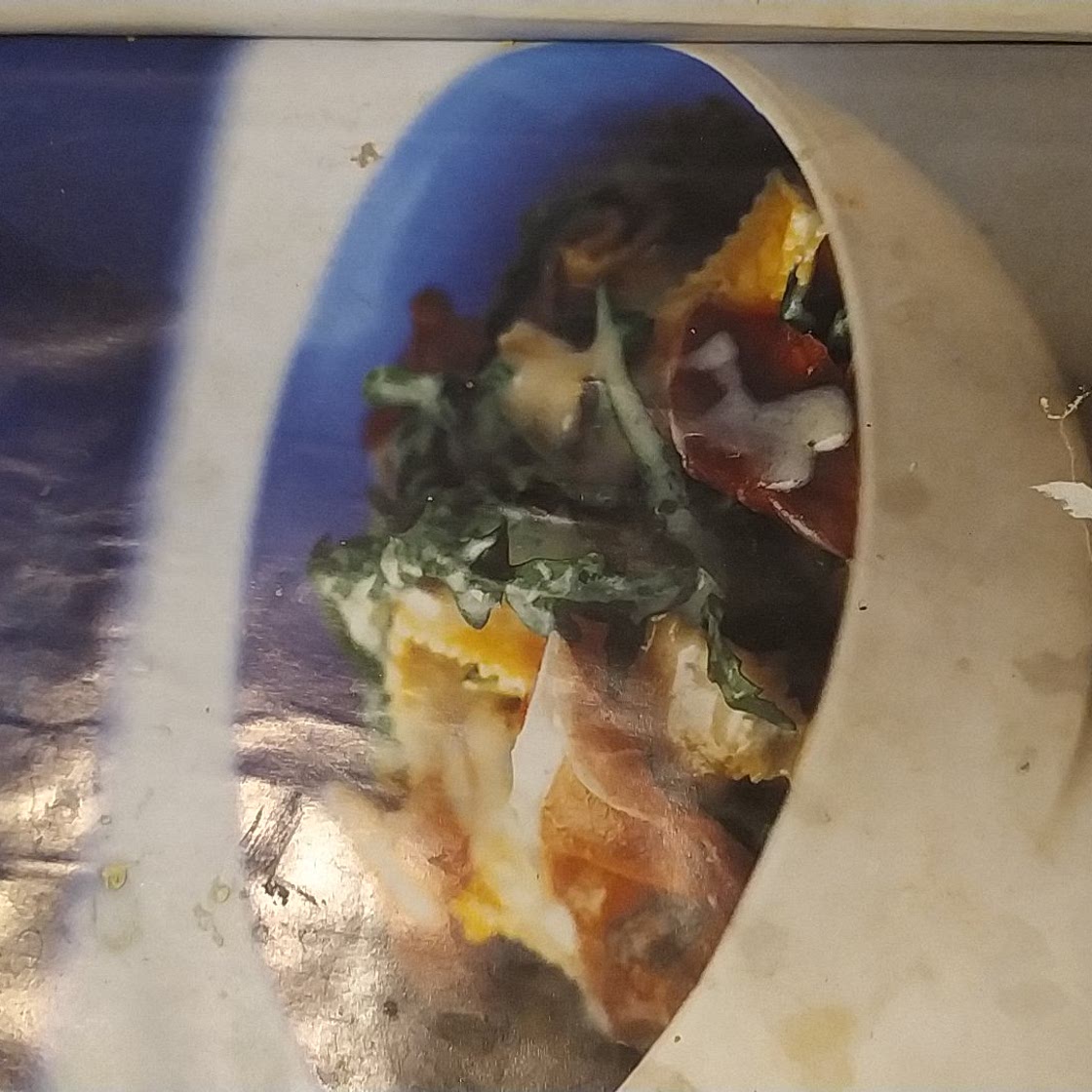 Gorgonzola, parma ham and rocket sauce