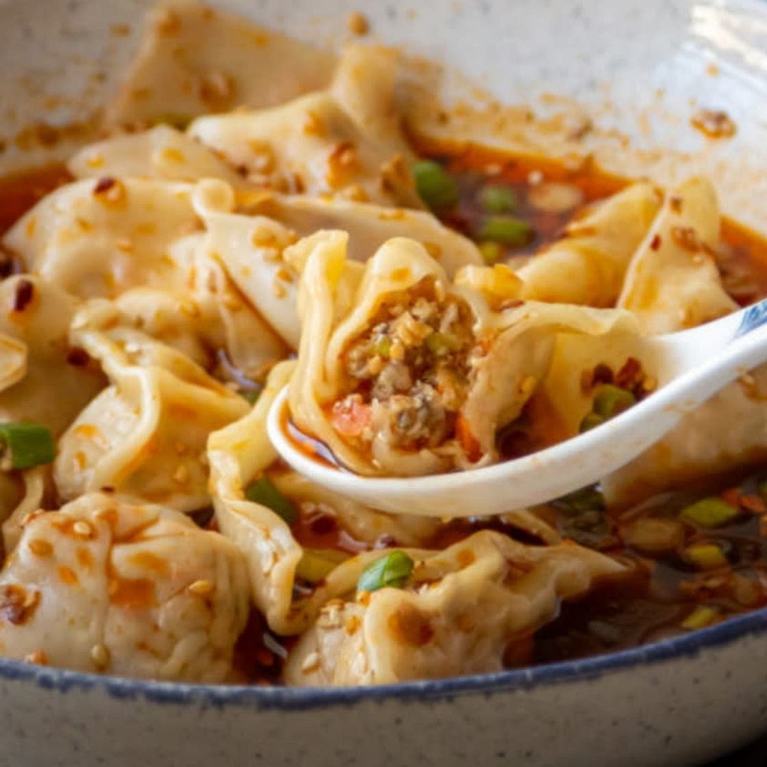 Vegan Wonton in Red Chili Oil - 红油抄手 - WoonHeng