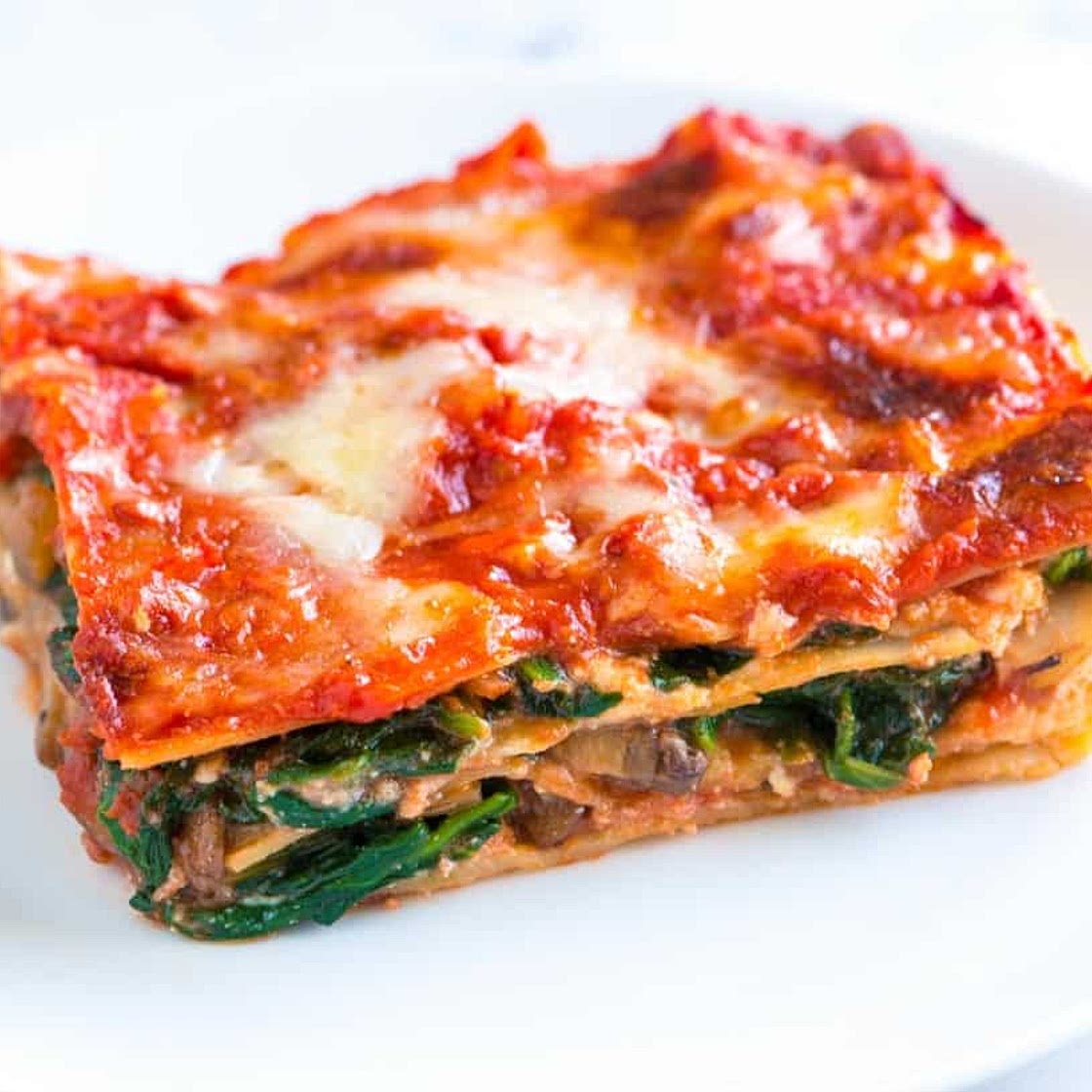 Healthier Spinach Lasagna with Mushrooms