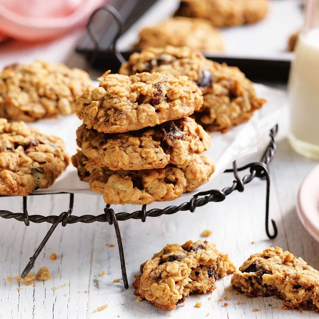 Oat and Date Cookies
