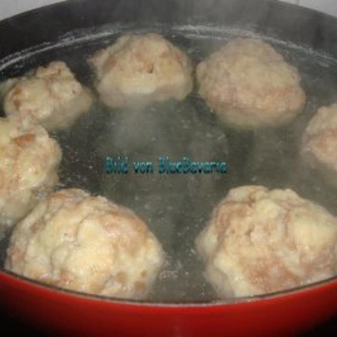 Beilagen: Niederbayrische Teigknödel