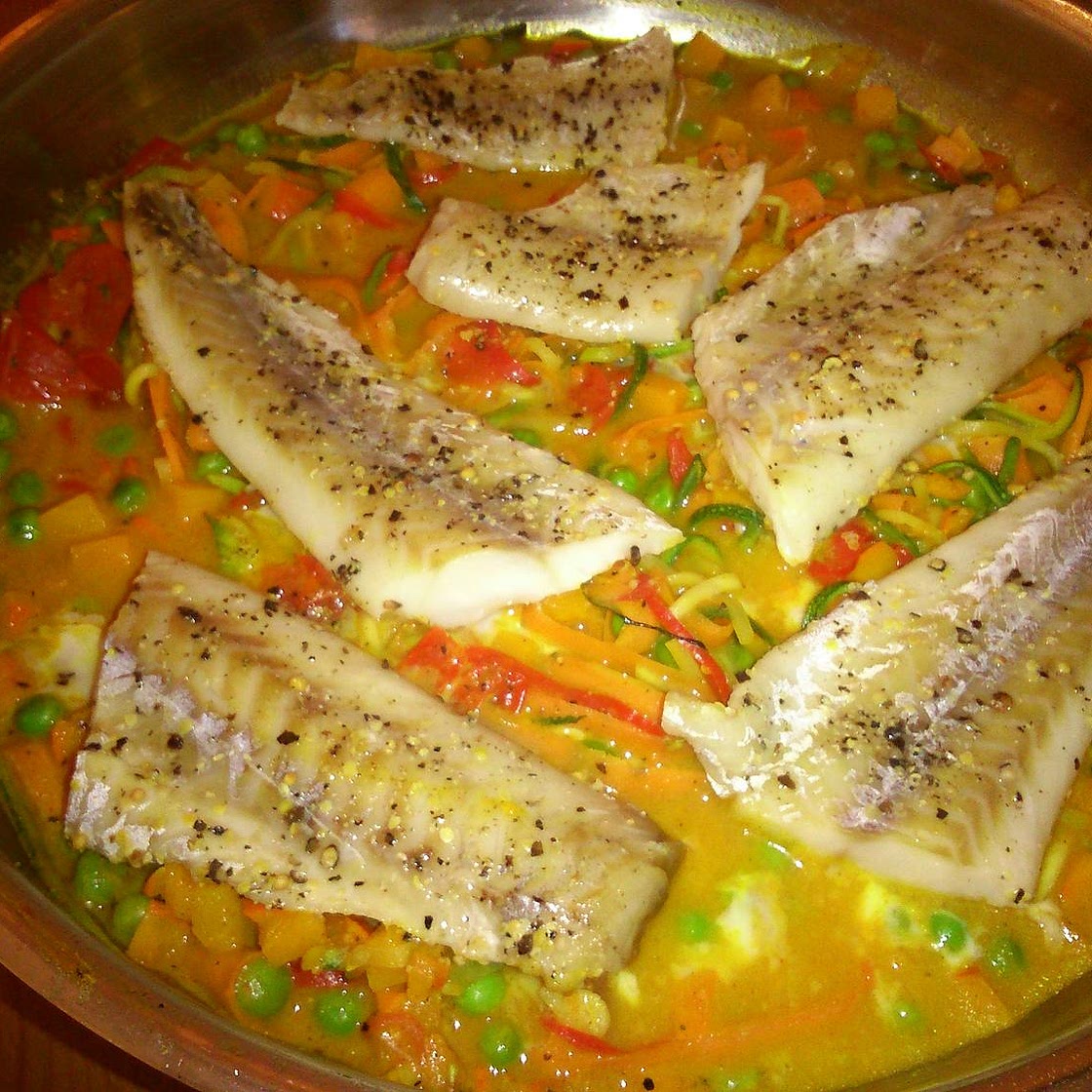 Zarter Ofenseelachs auf Kokos-Gemüse! LOW CARB!