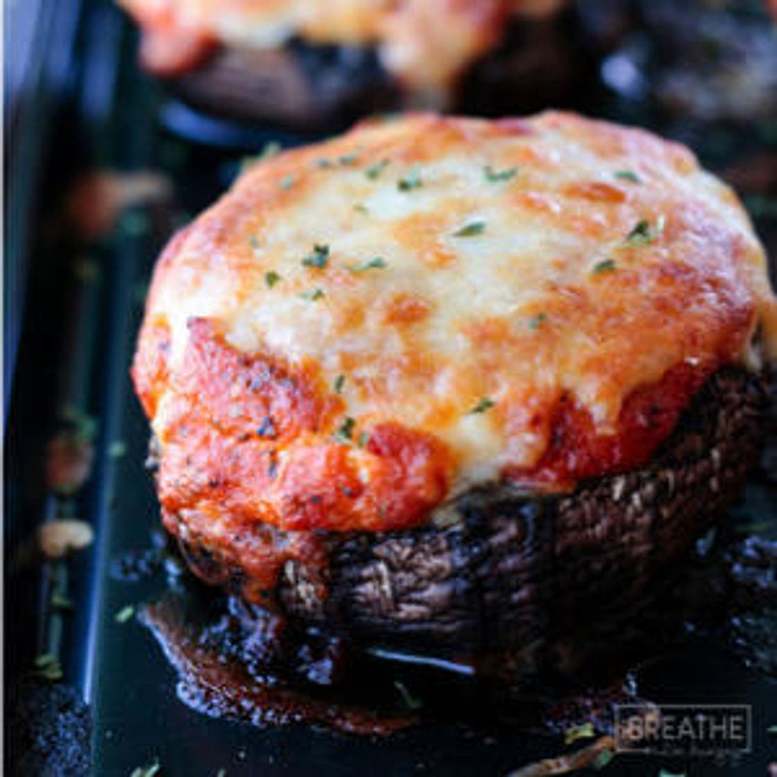 Easy Keto Lasagna Stuffed Portobellos - Lo
