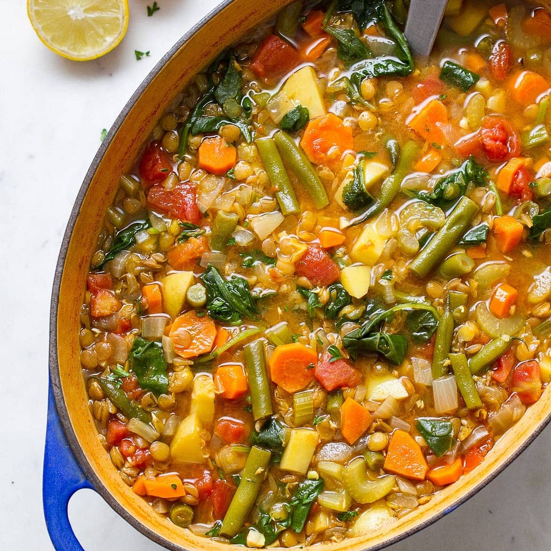 HEARTY VEGAN LENTIL SOUP