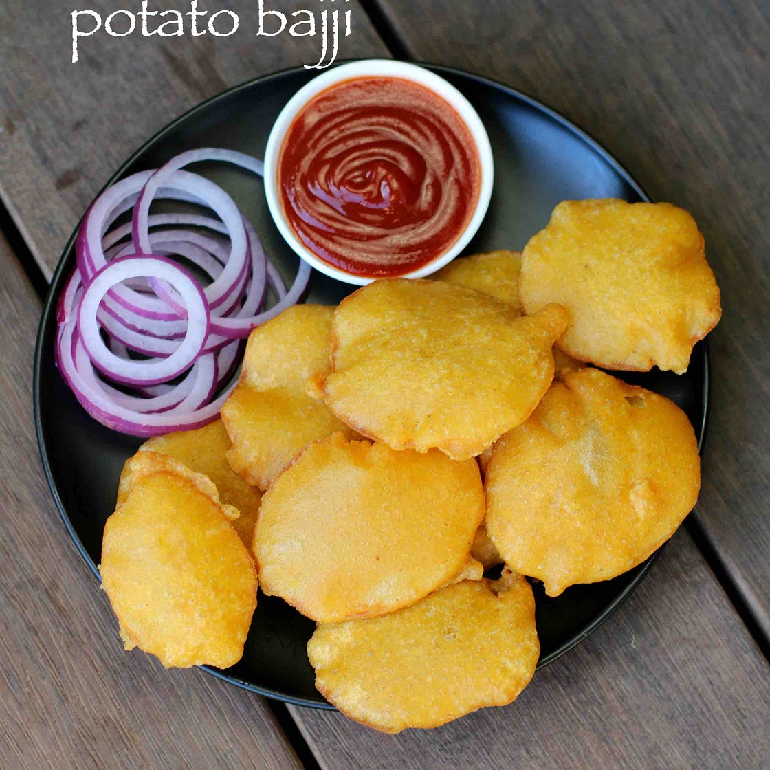 aloo pakora recipe | potato pakora recipe | aloo bajji or potato bajji