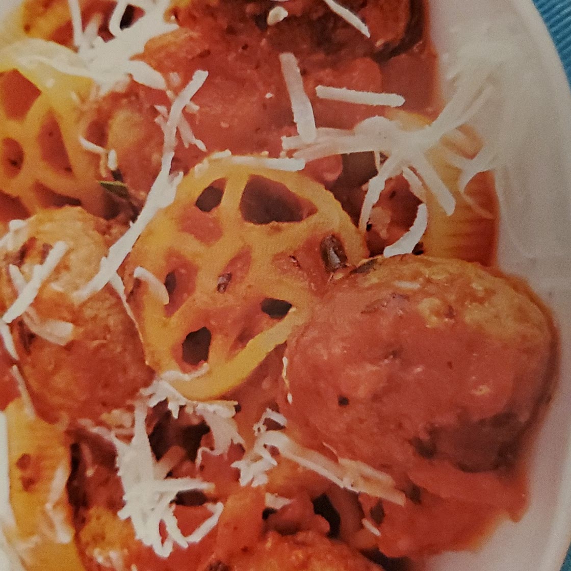 MINI TURKEY MEATBALLS WITH WAGON WHEEL PASTA
