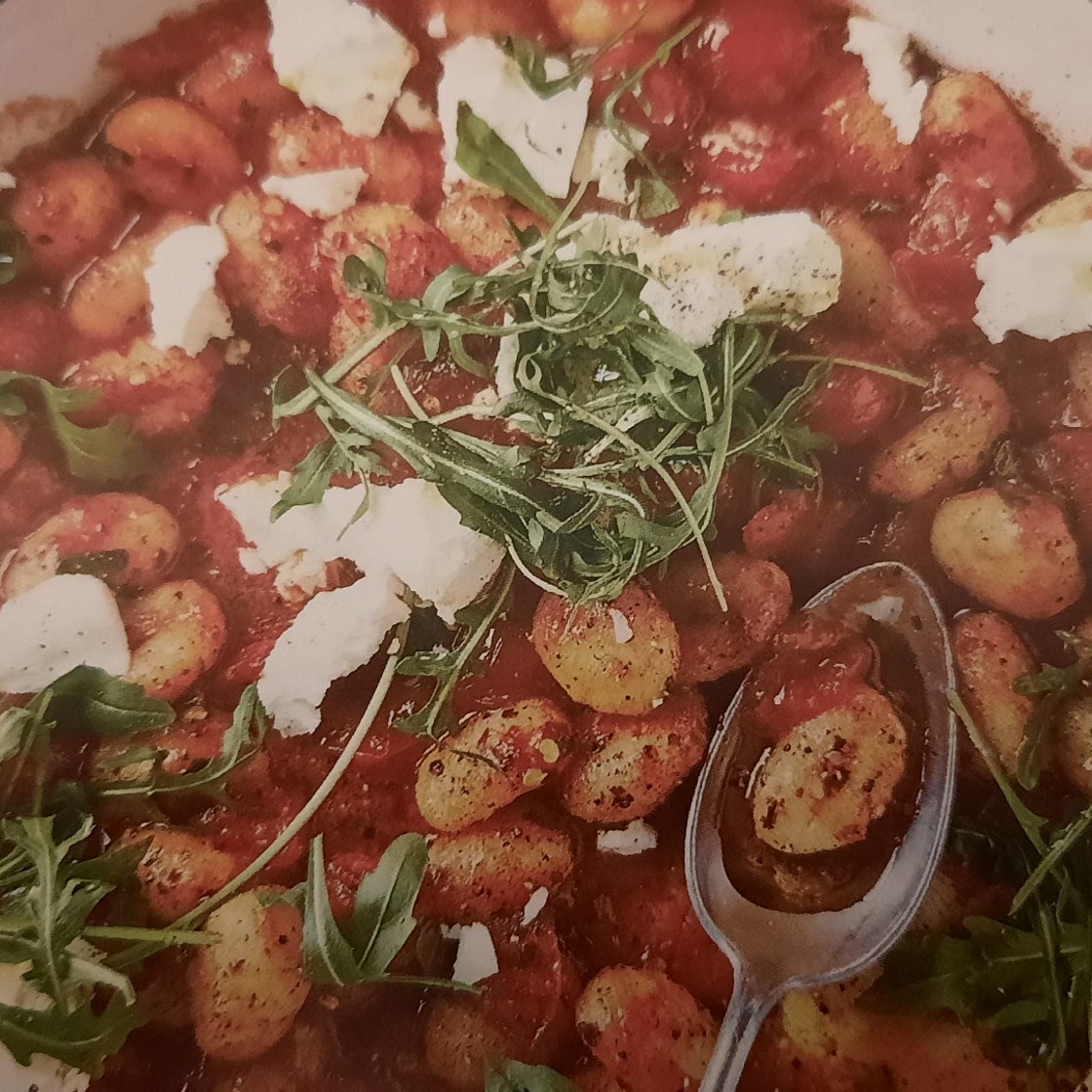 10-Min Tomato & Goats' Cheese Gnocchi (V)
