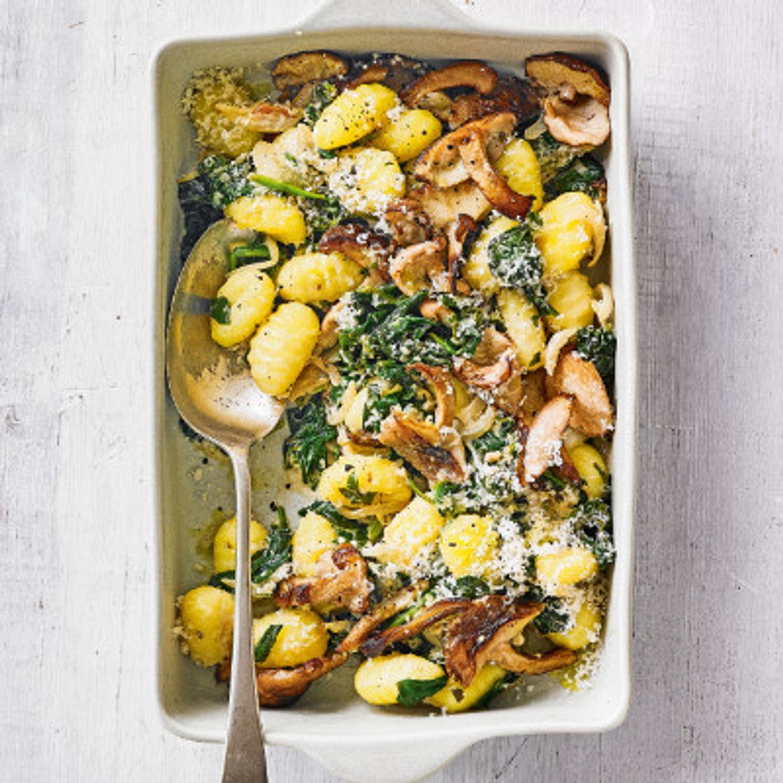 Baked gnocchi with spinach & mushrooms