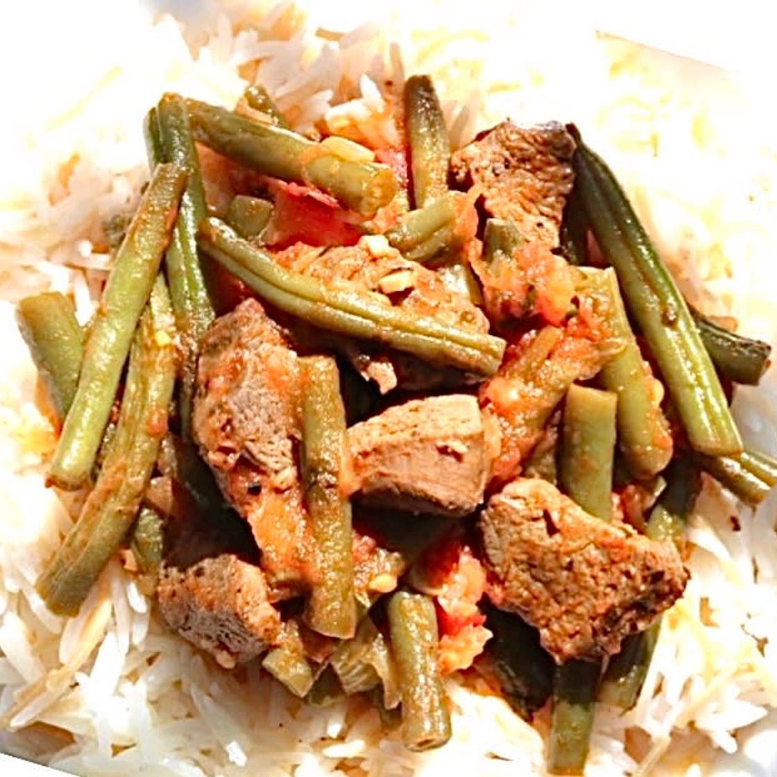 Loubyeh Blahme / Green Beans Stew /يخنة لوبية بلحم 