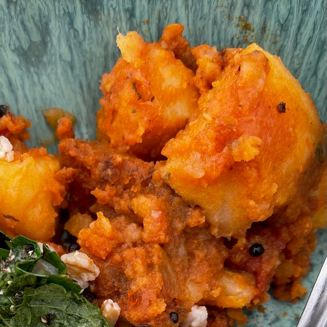 Ruhee’s Lal Aloo