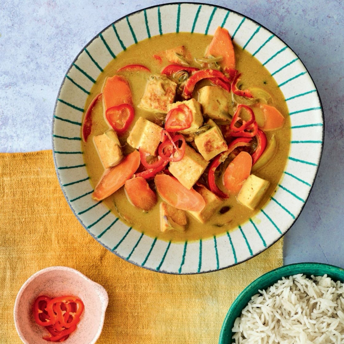 CREAMY VEGETABLE PANANG CURRY