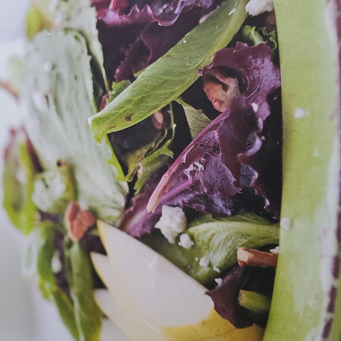 Goat Cheese, Pear, and Pecan Salad