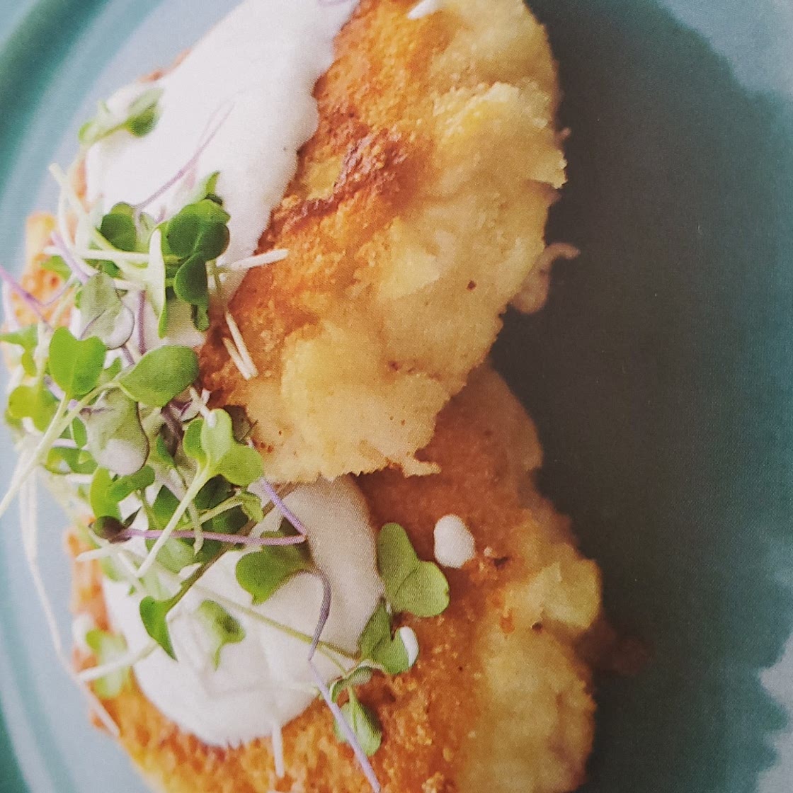 Fish Cakes with Dipping Sauce