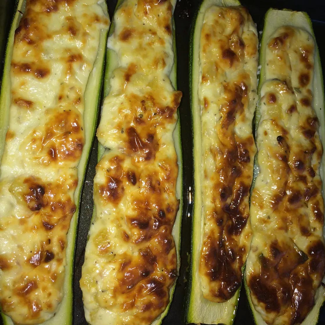 Courgettes farcies au chèvre frais