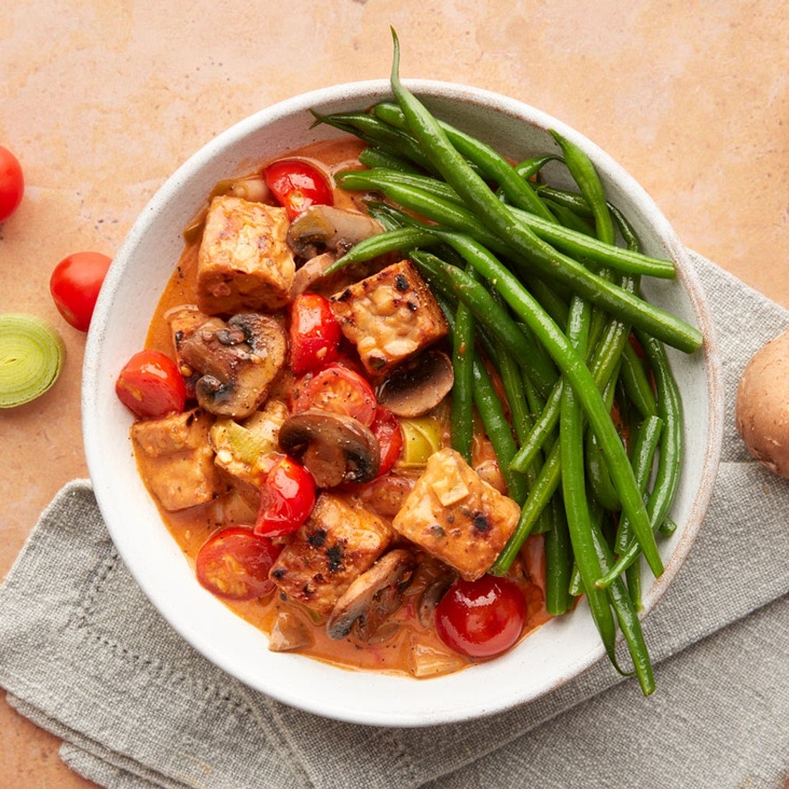 MC - Creamy sun-dried tomato pesto & tempeh casserole