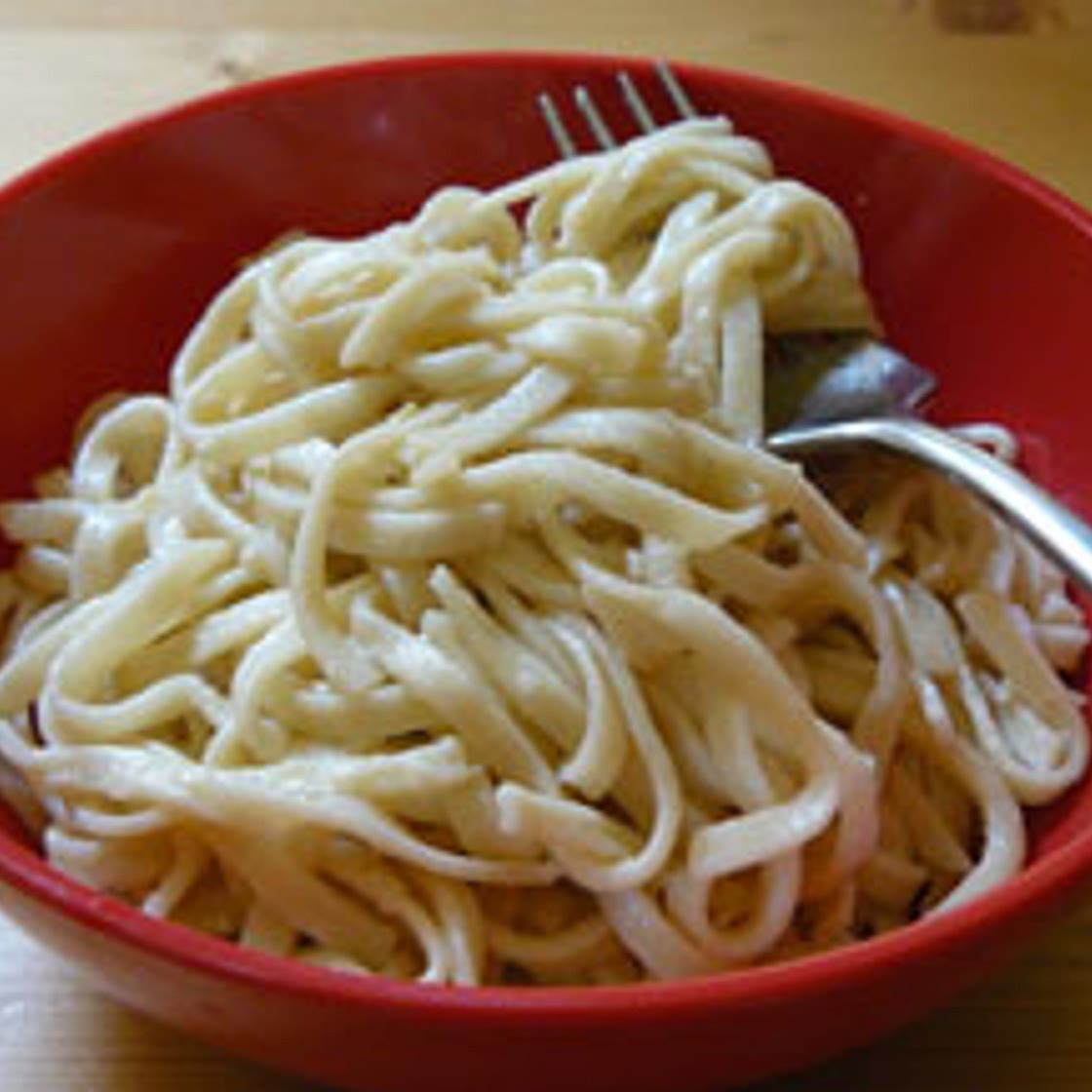 Vietnamese Garlic Noodles Recipe - Viet World Kitchen