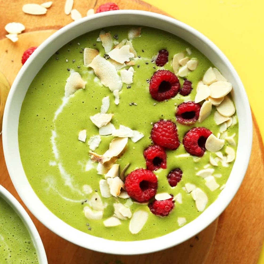 Matcha Green Smoothie Bowl