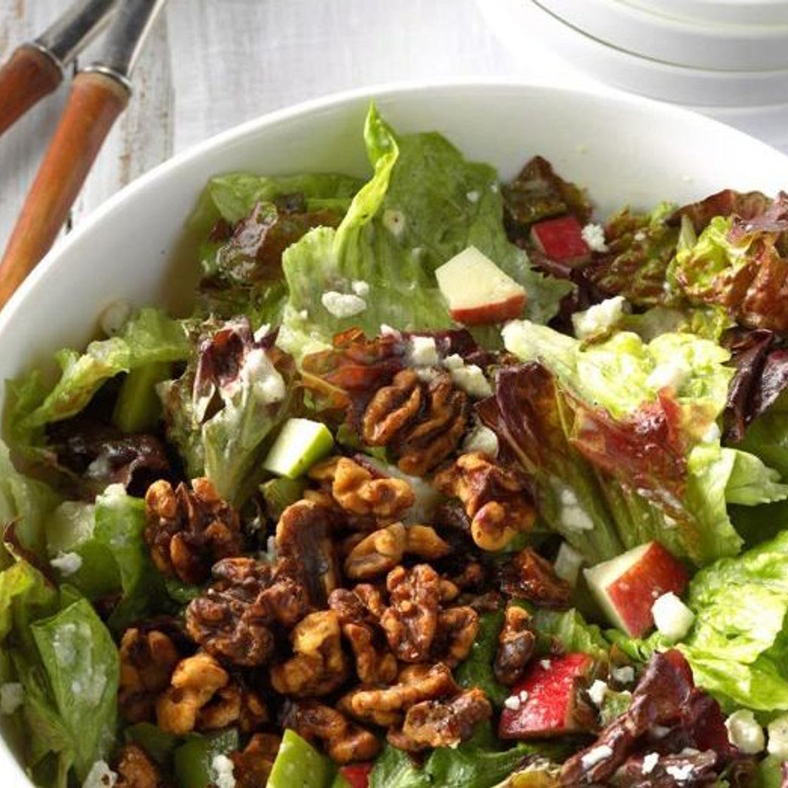 Apple-Feta Tossed Salad