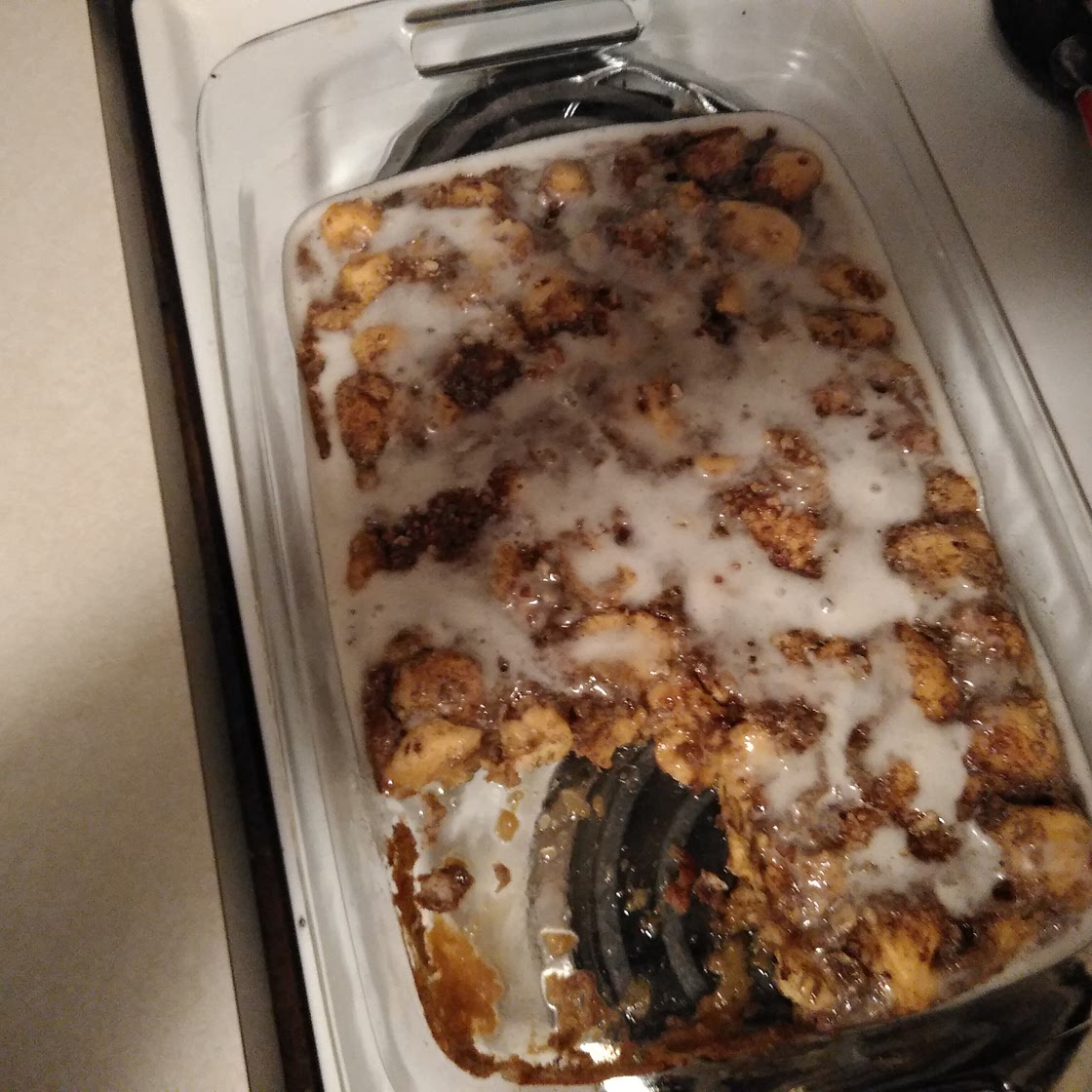 Easy Cinnamon Roll Casserole