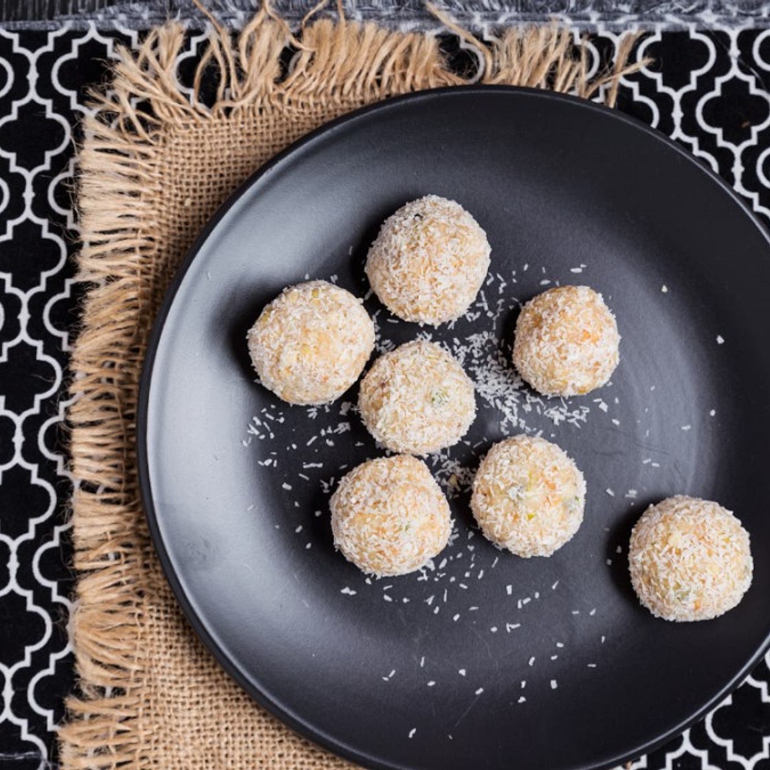 Coconut & Pistachio Bites
