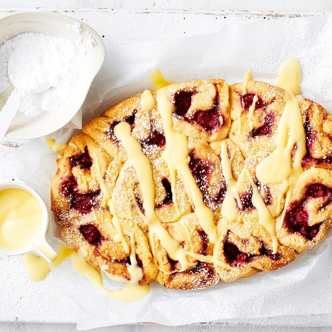 Slow cooker condensed milk and raspberry scrolls recipe