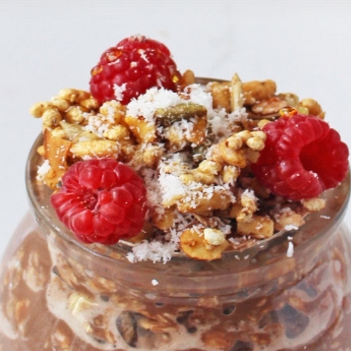 2-Step Chocolate and Peanut Butter Overnight Oats