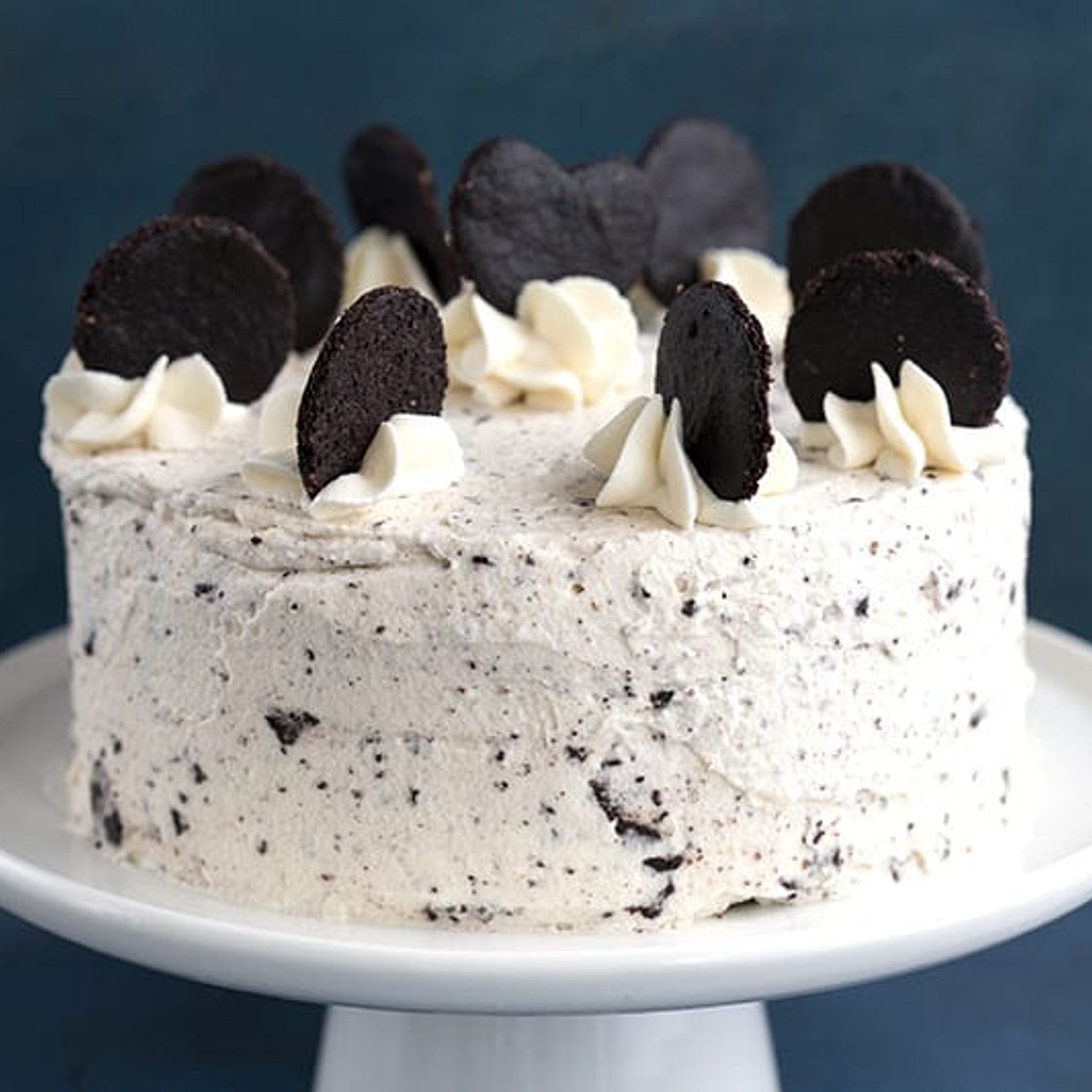 Keto Cookies and Cream Cake