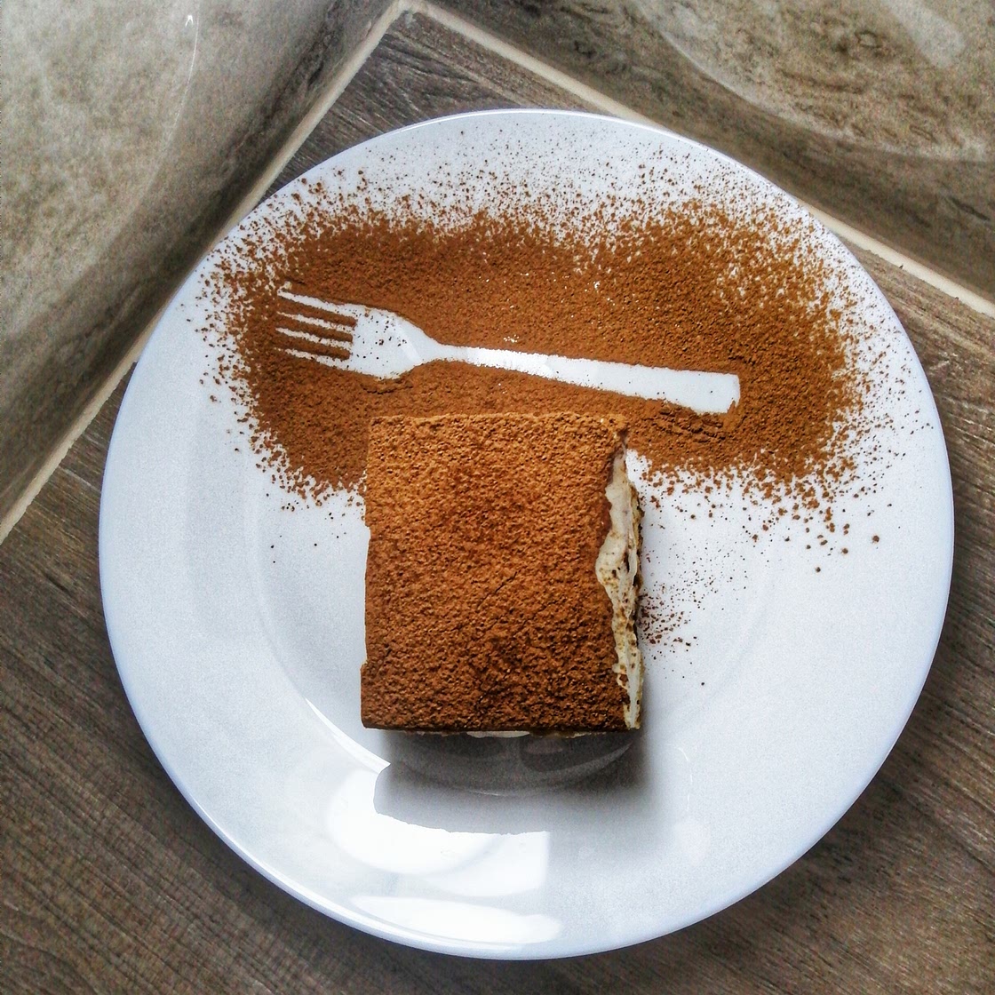 Tiramisu Cake
