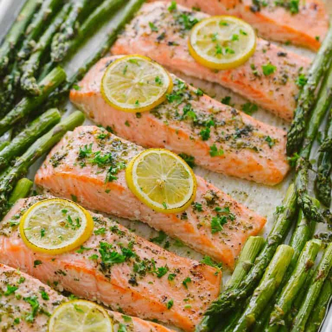 One-Pan Salmon Asparagus Recipe