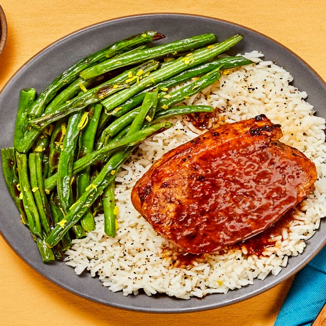 Peachy Keen BBQ-Rubbed Pork Chops with Lemony Green Beans & Garlic Rice