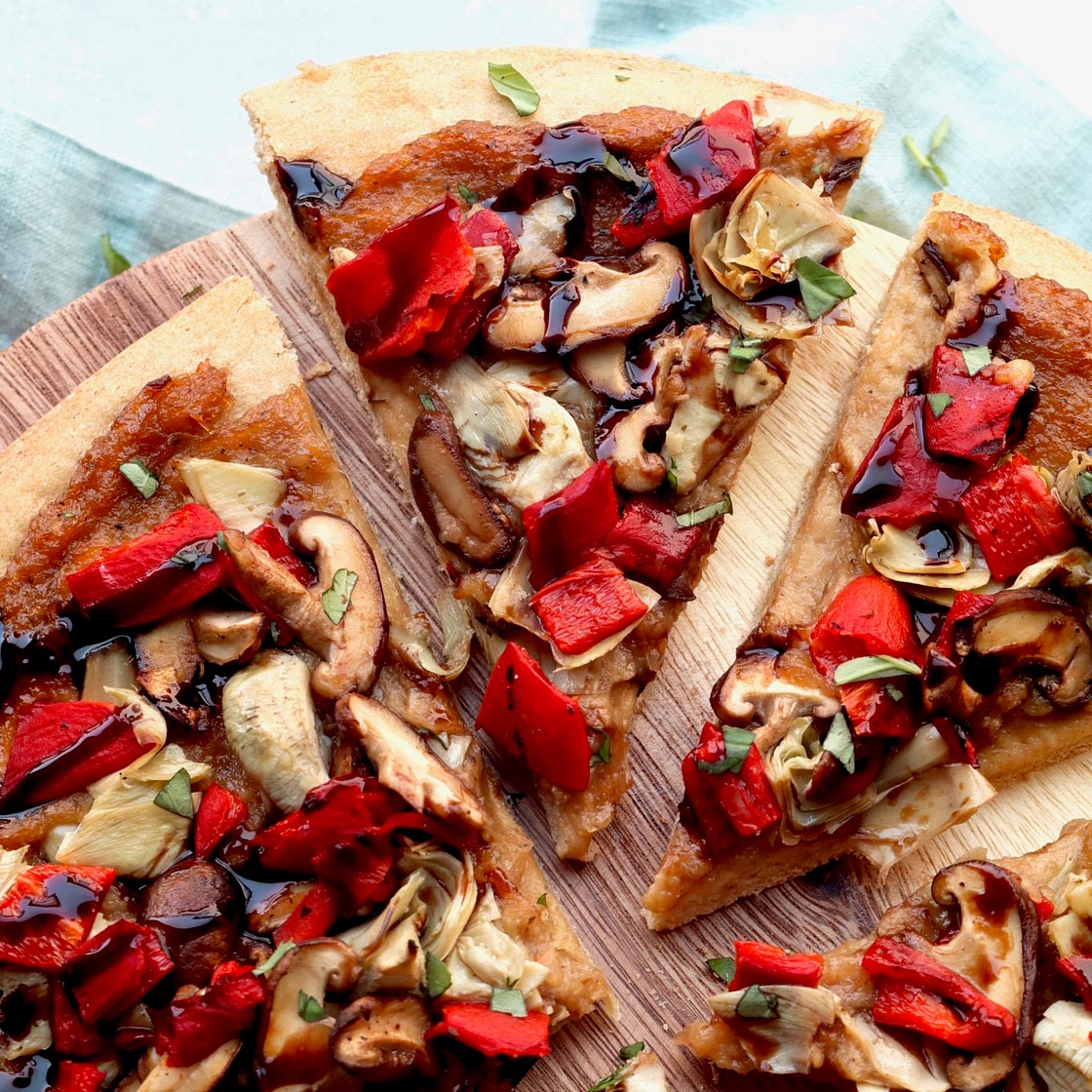vegan roasted vegetable pizza (aka - my take on my favorite amy's pizza!)