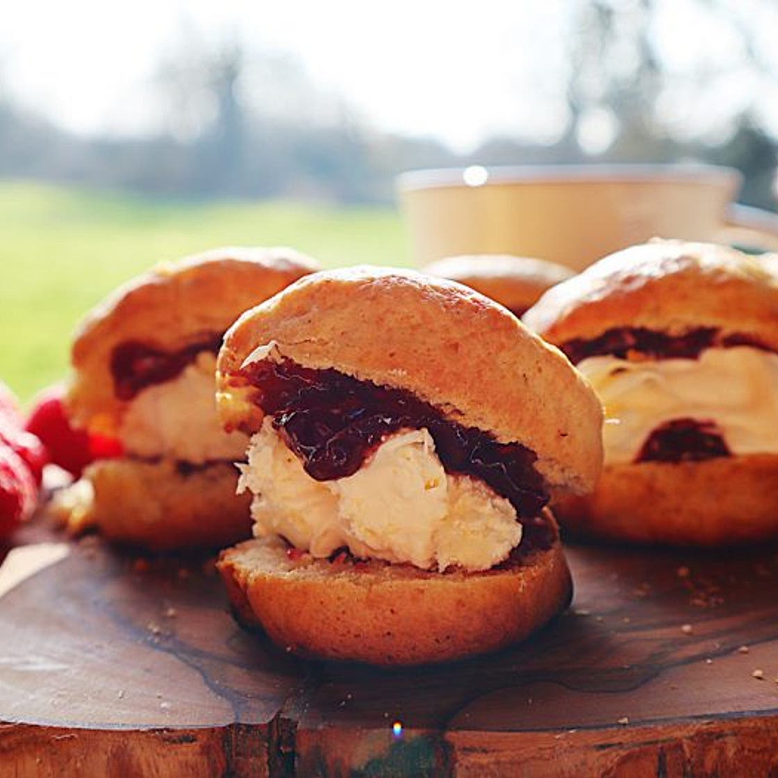 Mini Omnia Scones