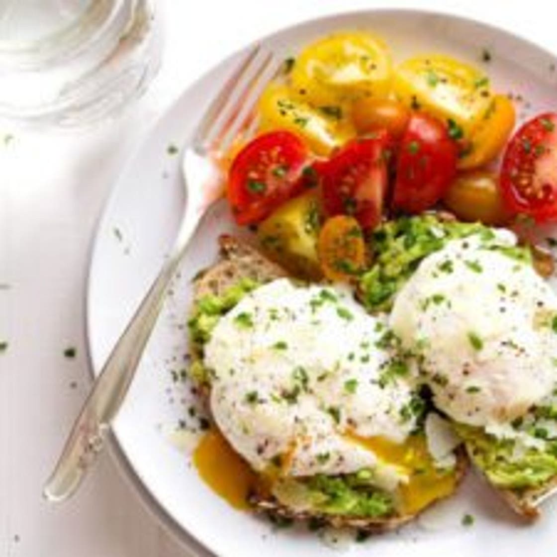 Simple Poached Egg and Avocado Toast