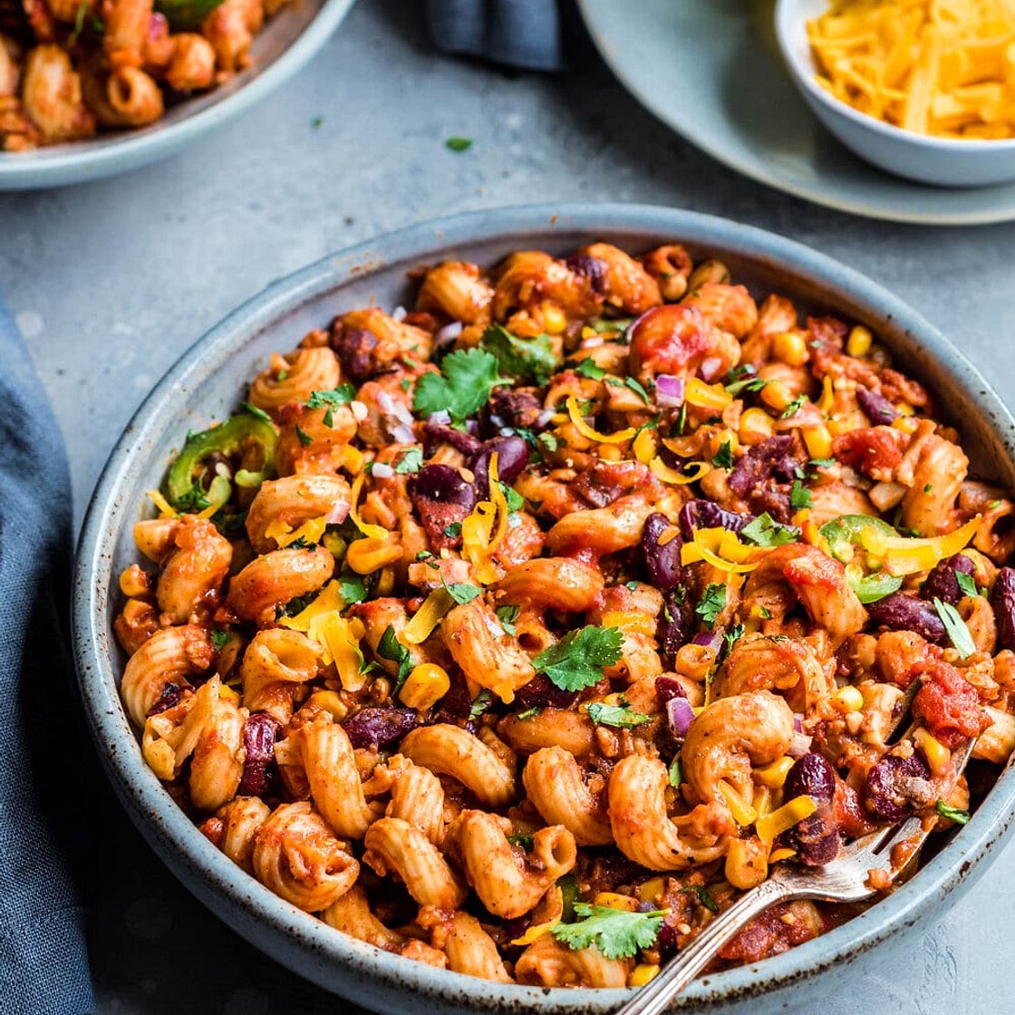 One-Pot Vegan Chili Mac