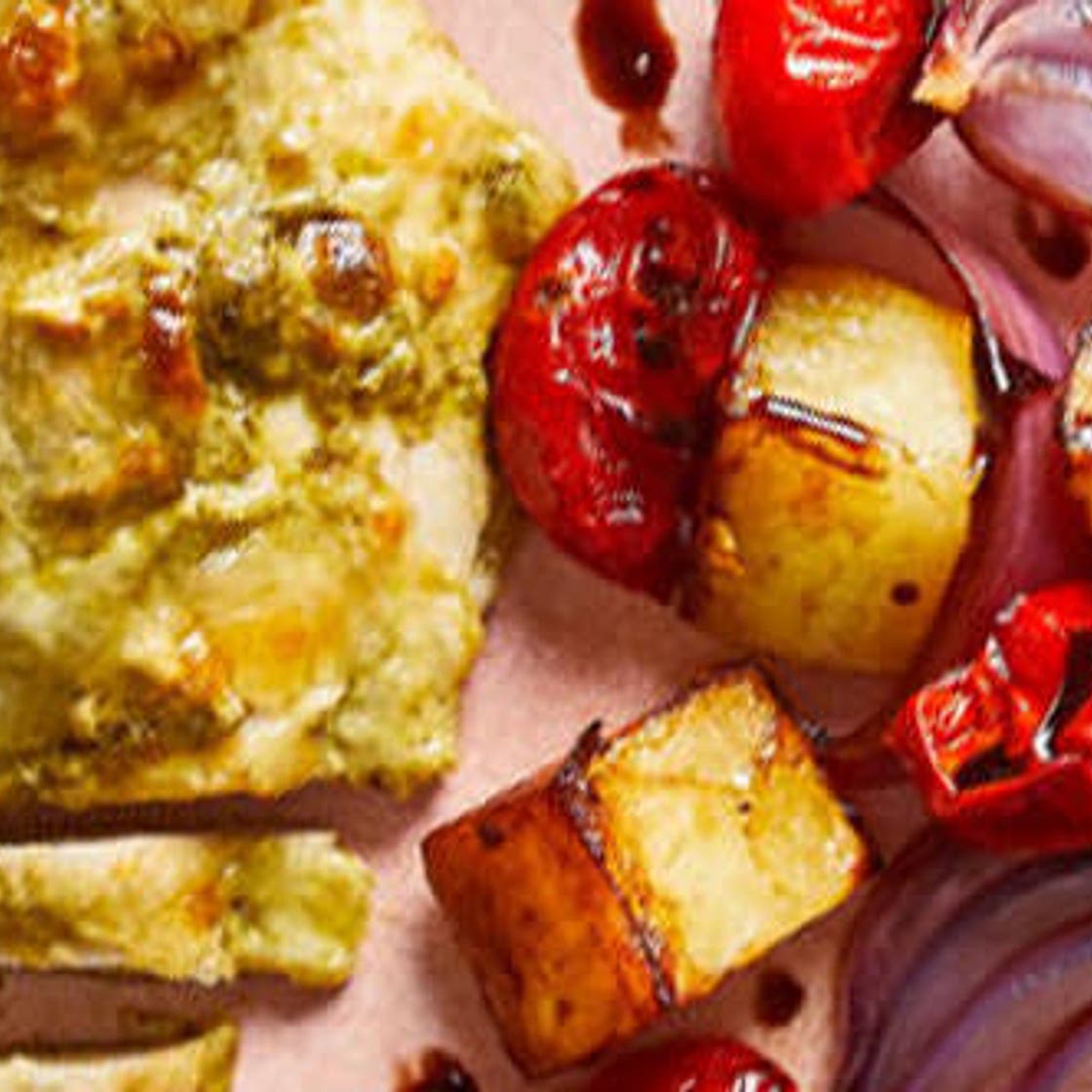 G - Cheesy Chicken & Pesto Caprese Bake