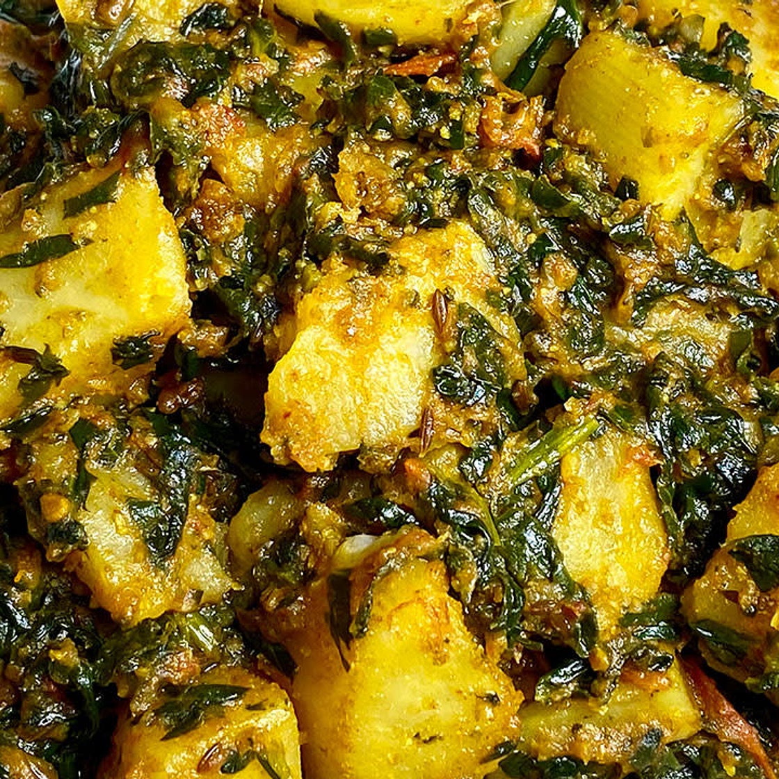 Aloo Palak (Spinach with Potatoes)