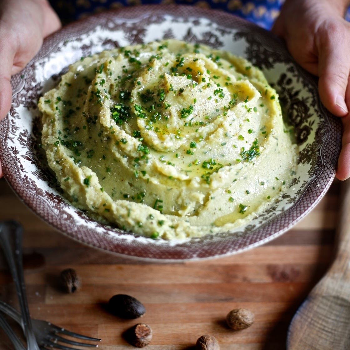 Paleo Cauliflower Purée with a Secret
