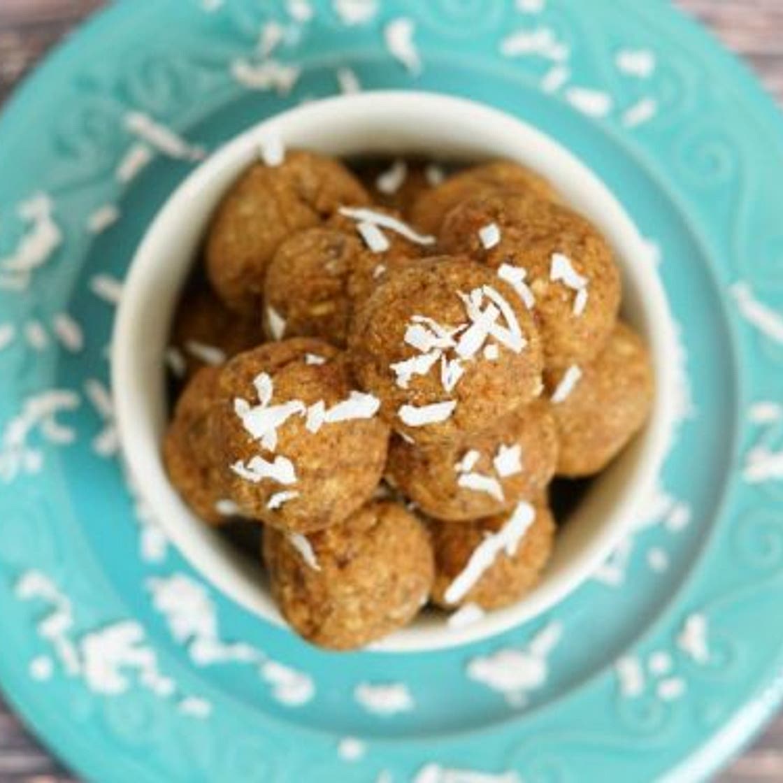 No Bake Carrot Cake Protein Balls (Paleo, AIP, GF)