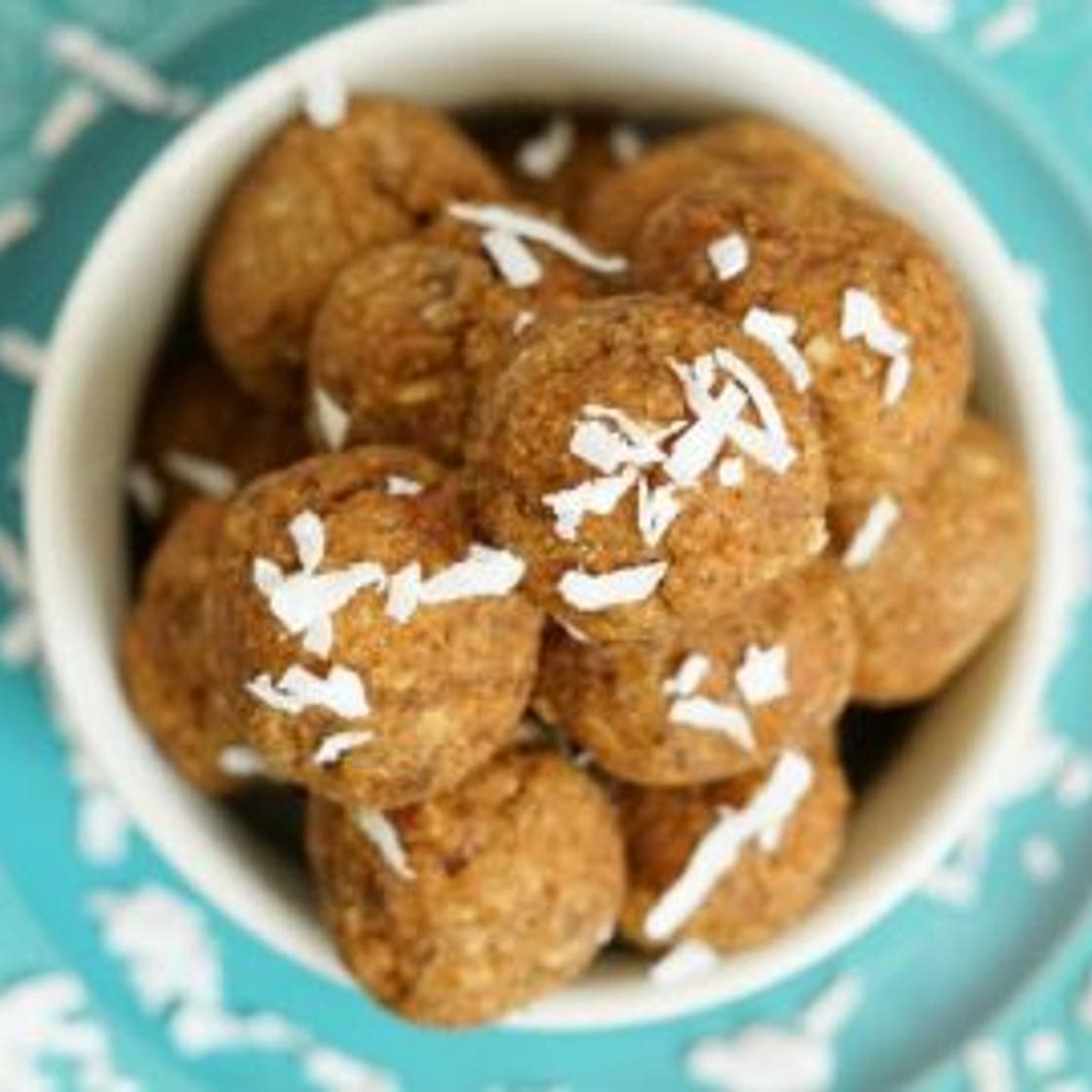 No Bake Carrot Cake Protein Balls (Paleo, AIP, GF)