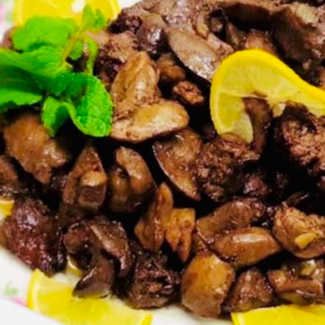 Chicken liver with Pomegranate Molasses / Sawda Djej