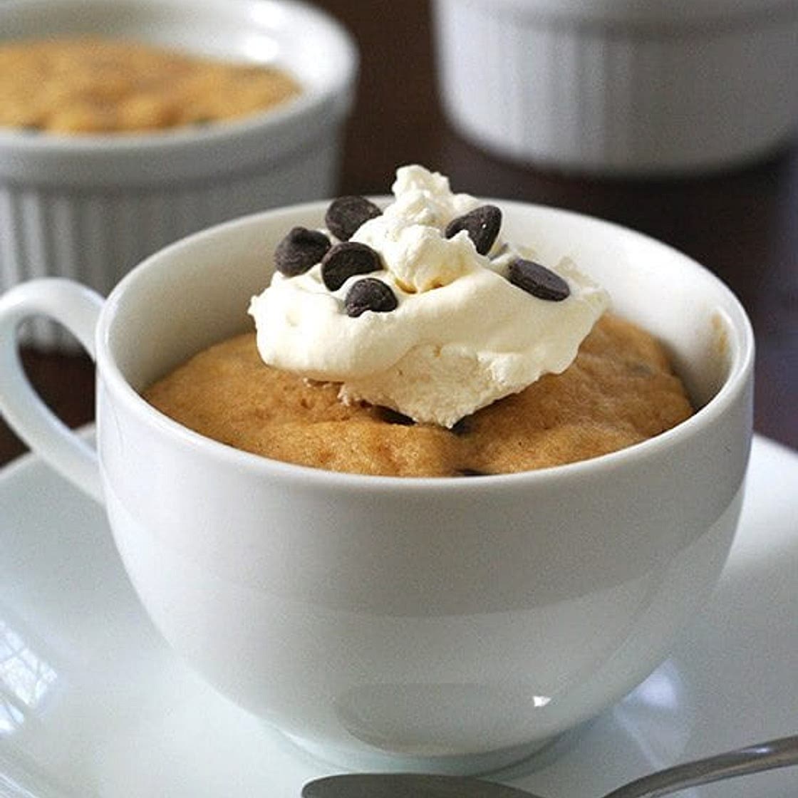 Peanut Butter Chocolate Chip Mug Cakes