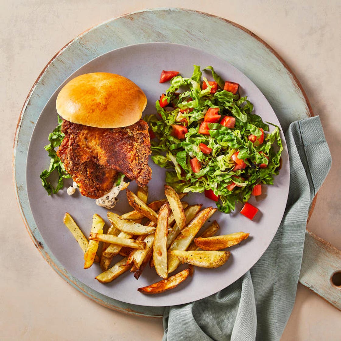 G - Crispy Fried Chicken Burger, Fries & Garlic Mayo