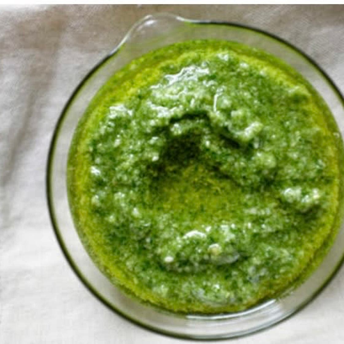 🇭🇺 Basic Pesto